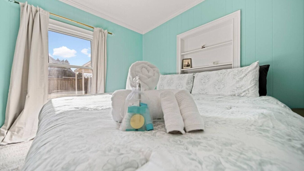 Photo of Bedroom in Belmont Historic District