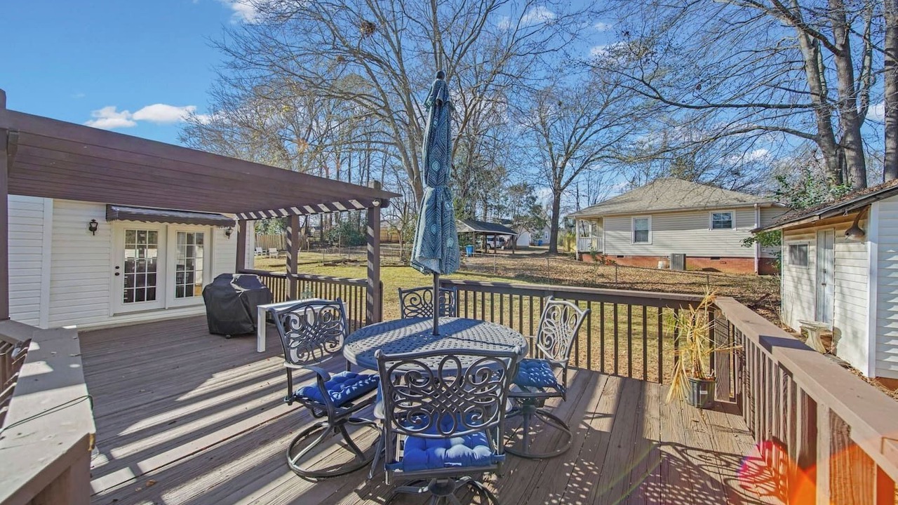 Photo of Outdoor in Belmont Historic District