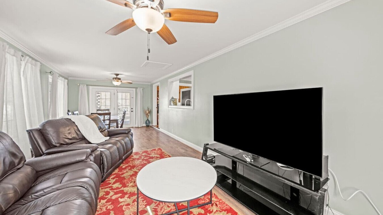 Photo of Livingroom in Belmont Historic District