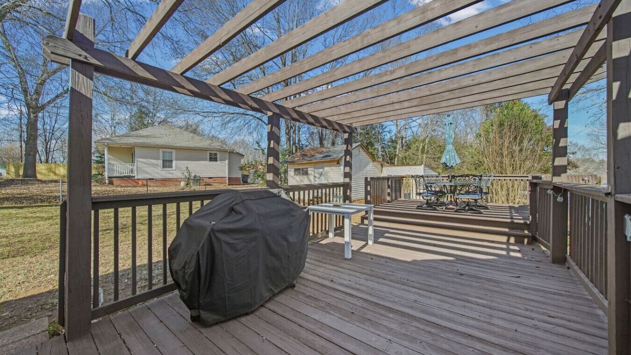 Photo of Outdoor in Belmont Historic District