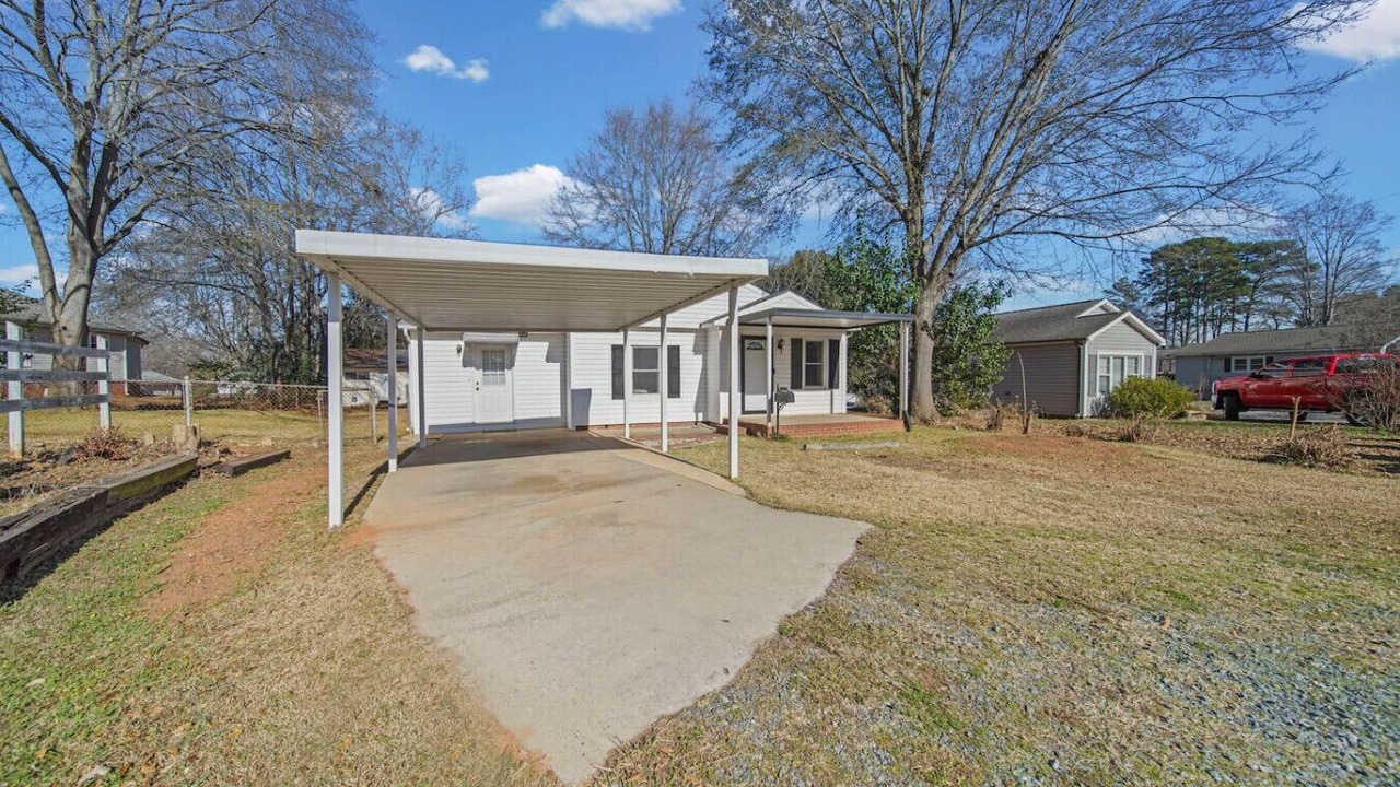 Photo of Outdoor in Belmont Historic District