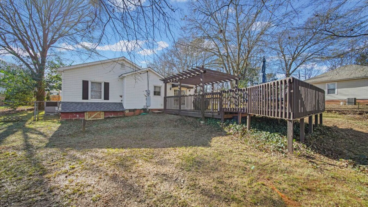 Photo of Outdoor in Belmont Historic District