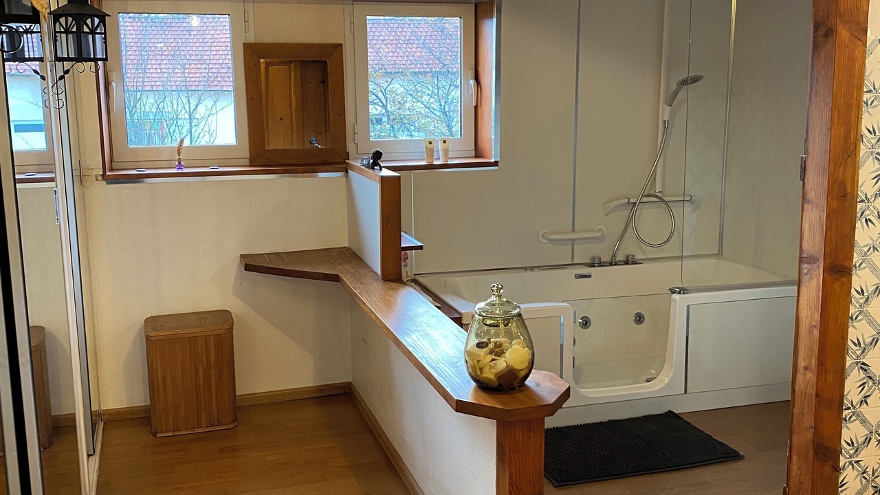 Photo of Bathroom in Tillenay