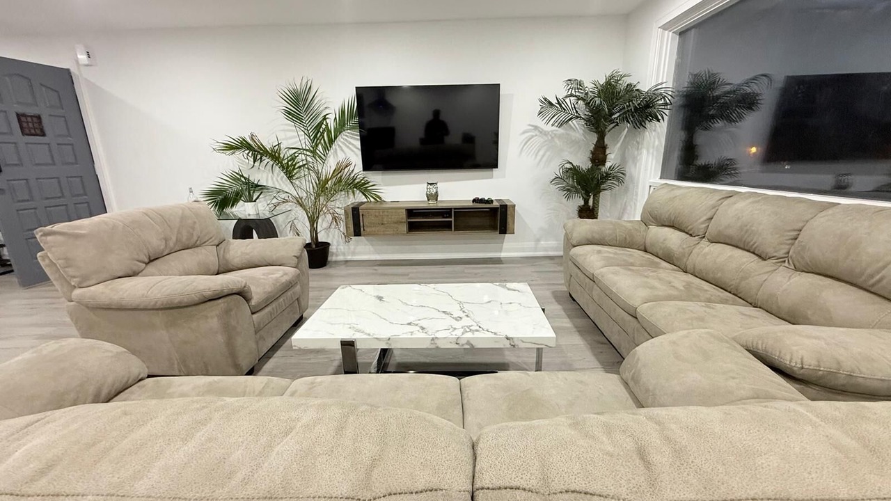 Photo of Livingroom in Agincourt