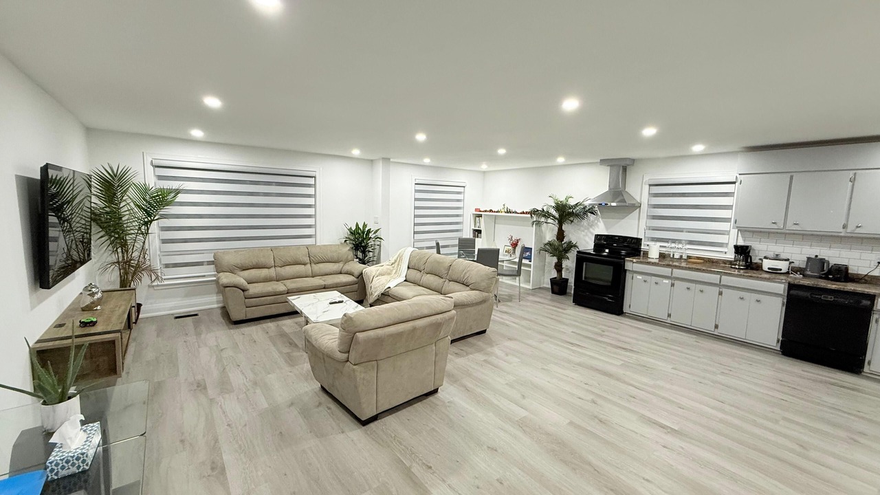Photo of Livingroom in Agincourt