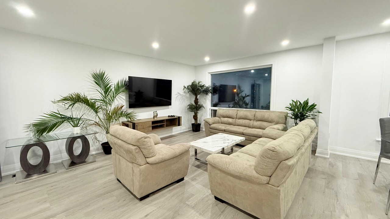 Photo of Livingroom in Agincourt