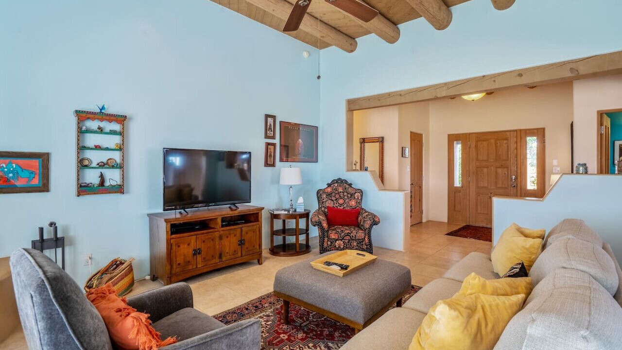 Photo of Livingroom in Eldorado at Santa Fe