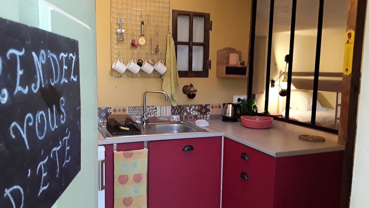 Photo of Kitchen in Champagne-Saint-Hilaire