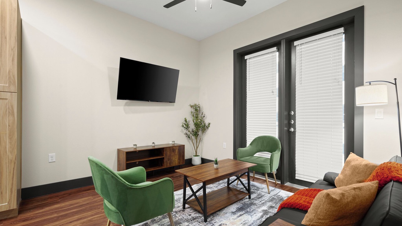Photo of Livingroom in North Burnet