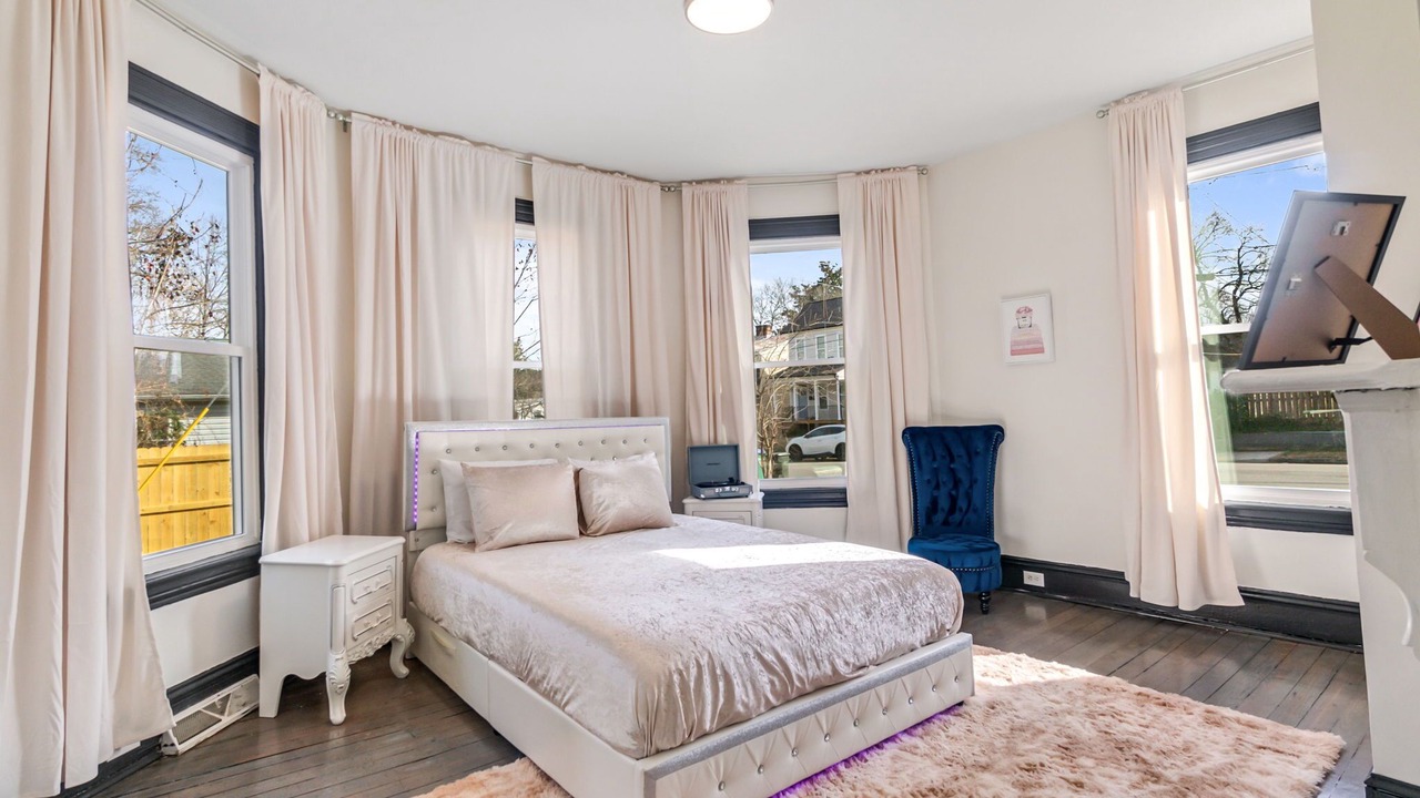 Photo of Bedroom in Mosby