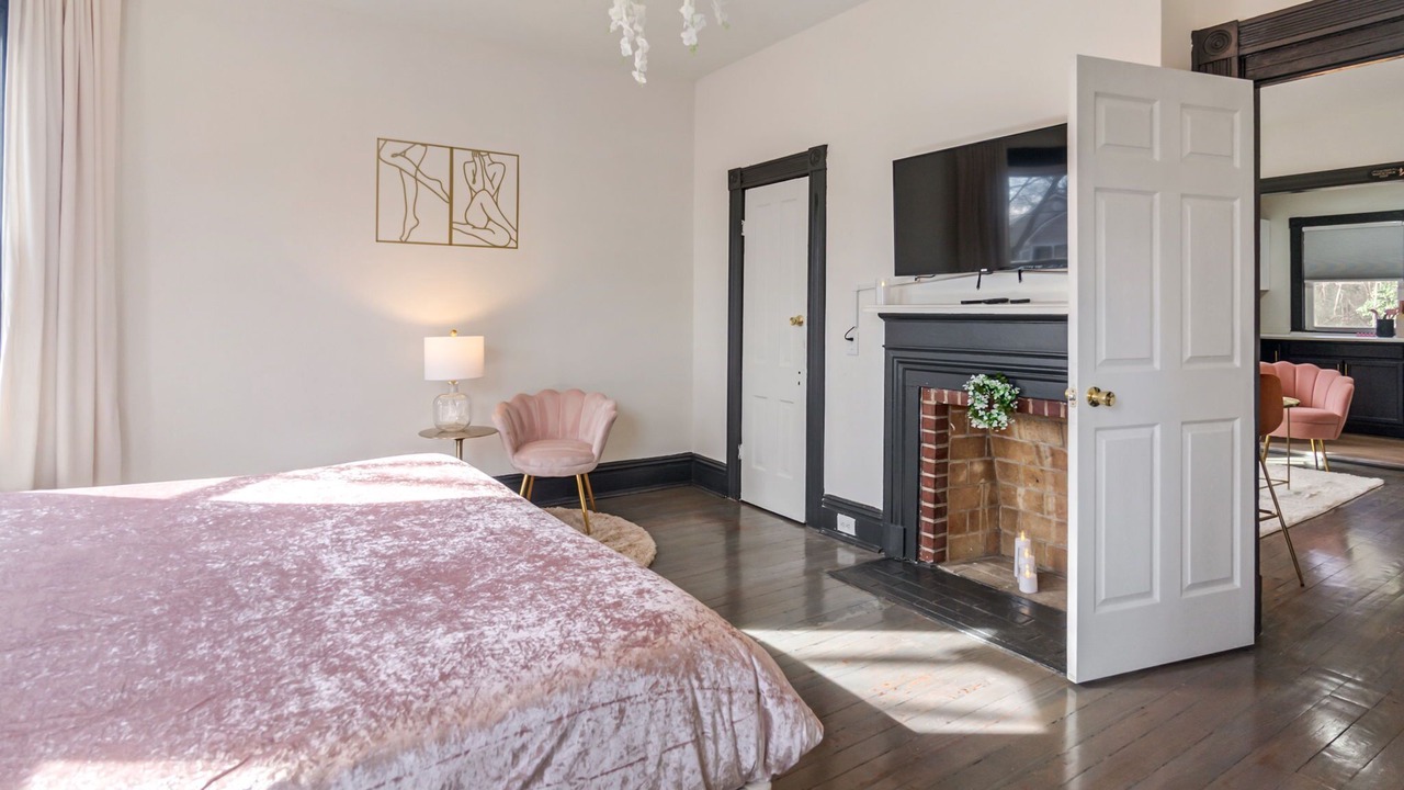 Photo of Bedroom in Mosby