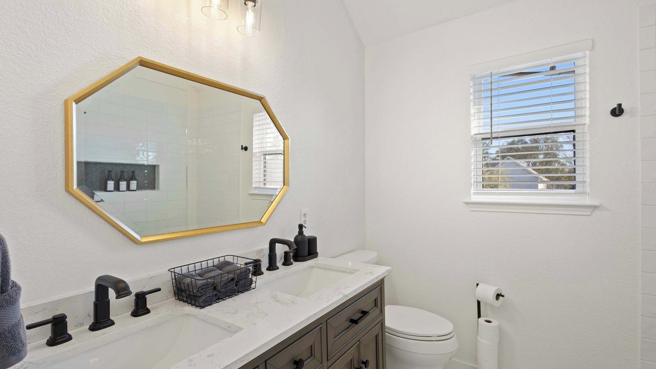 Photo of Bathroom in Far North Dallas