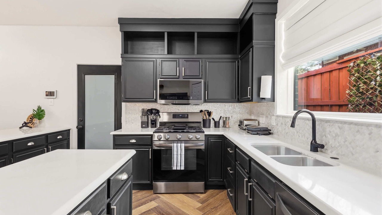 Photo of Kitchen in Far North Dallas