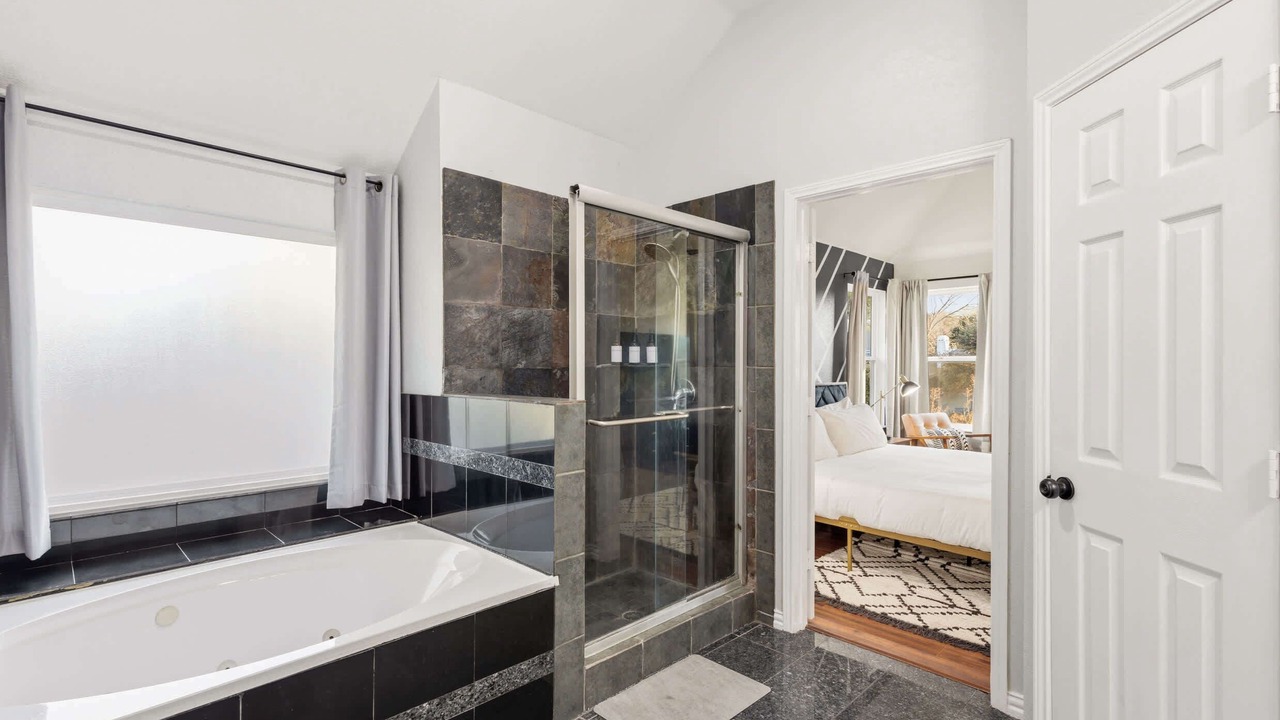 Photo of Bathroom in Far North Dallas