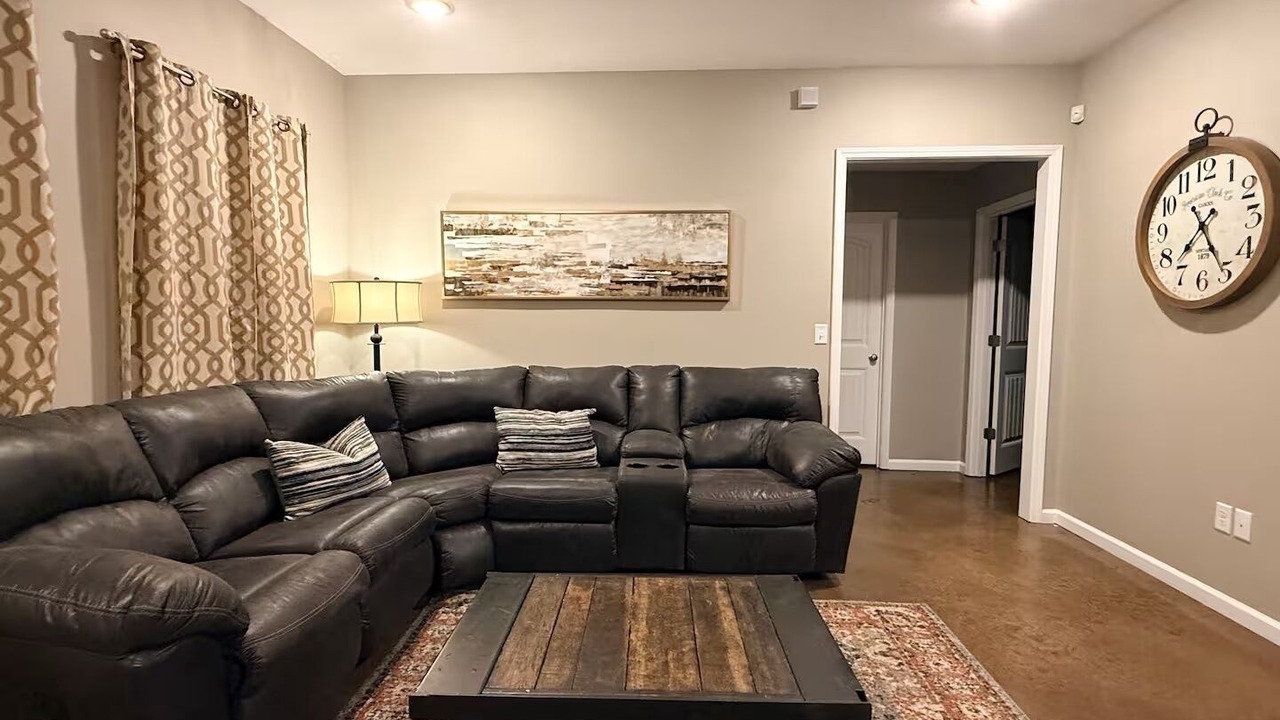 Photo of Livingroom in Jonesboro