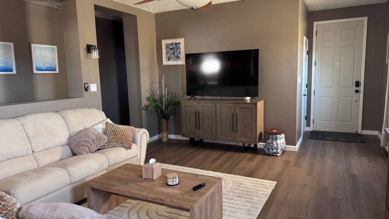 Photo of Livingroom in Westgate Heights