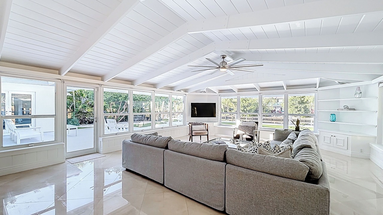 Photo of Livingroom in Barrier Island