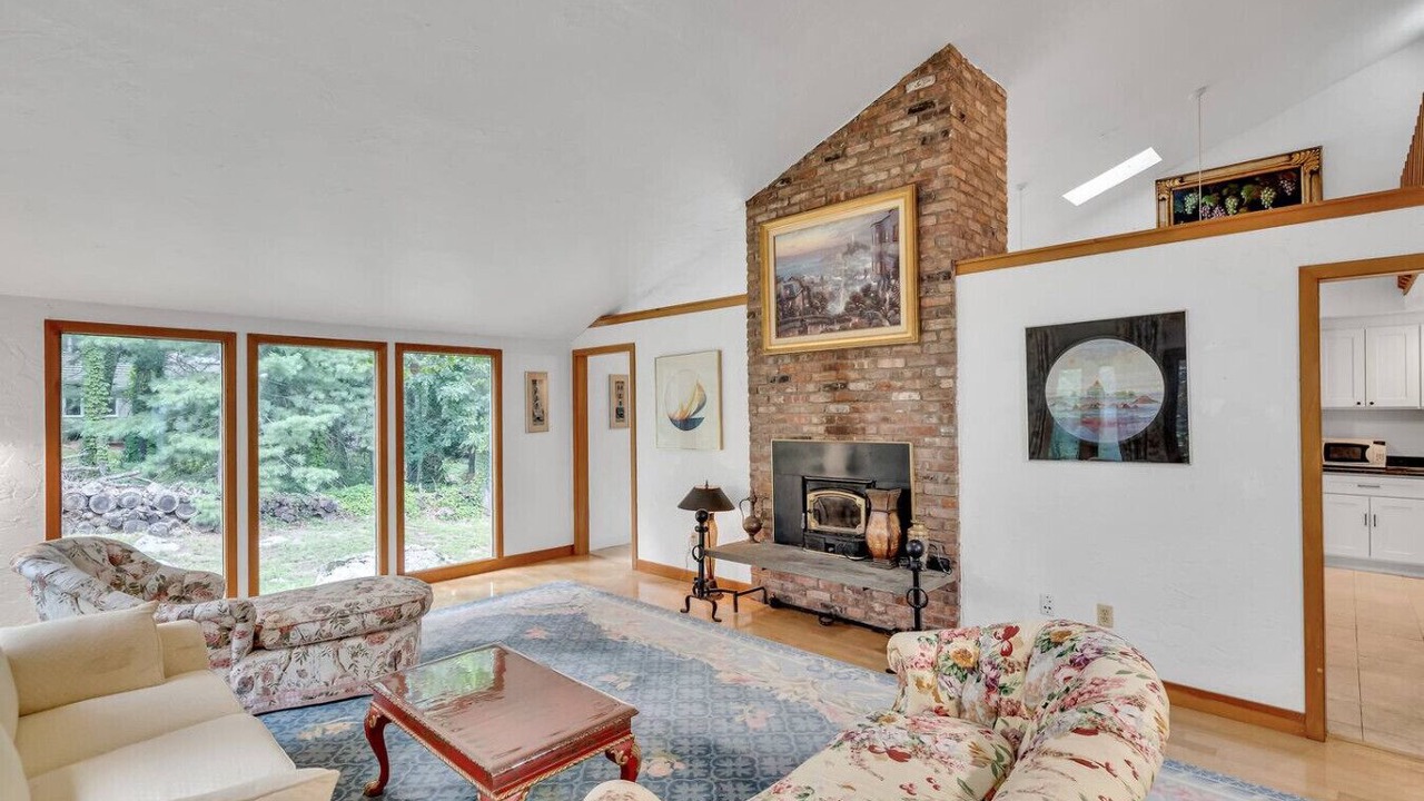 Photo of Livingroom in Lincoln