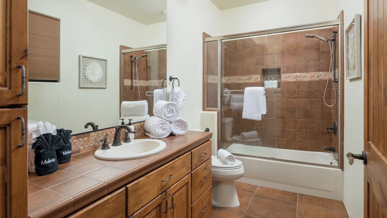 Photo of Bathroom in Oak Creek