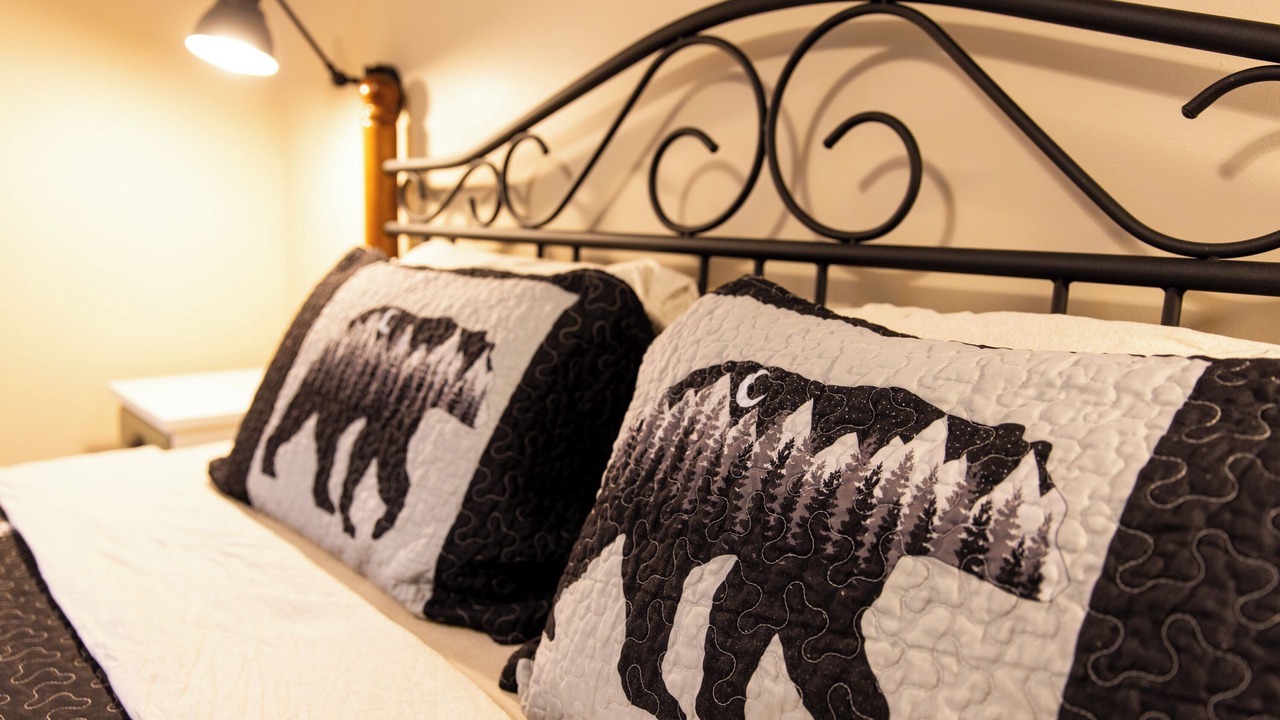 Photo of Bedroom in Warrensburg