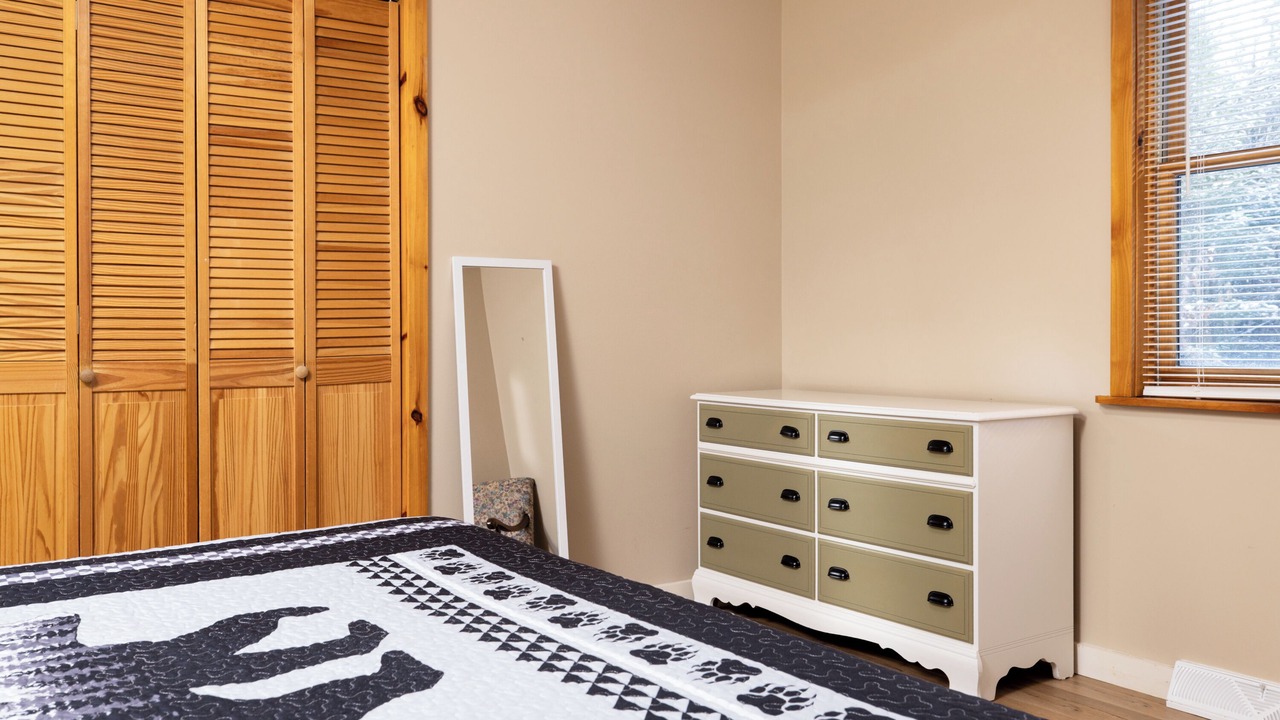 Photo of Bedroom in Warrensburg