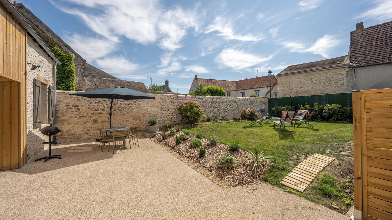 Photo of Outdoor in Barbery