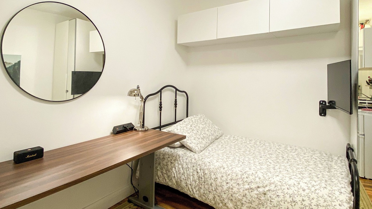 Photo of Bedroom in Dudden Hill