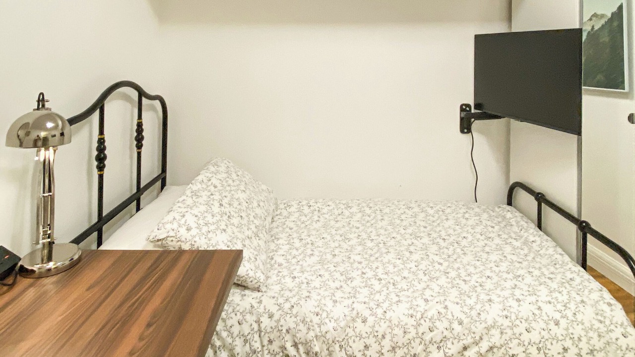 Photo of Bedroom in Dudden Hill