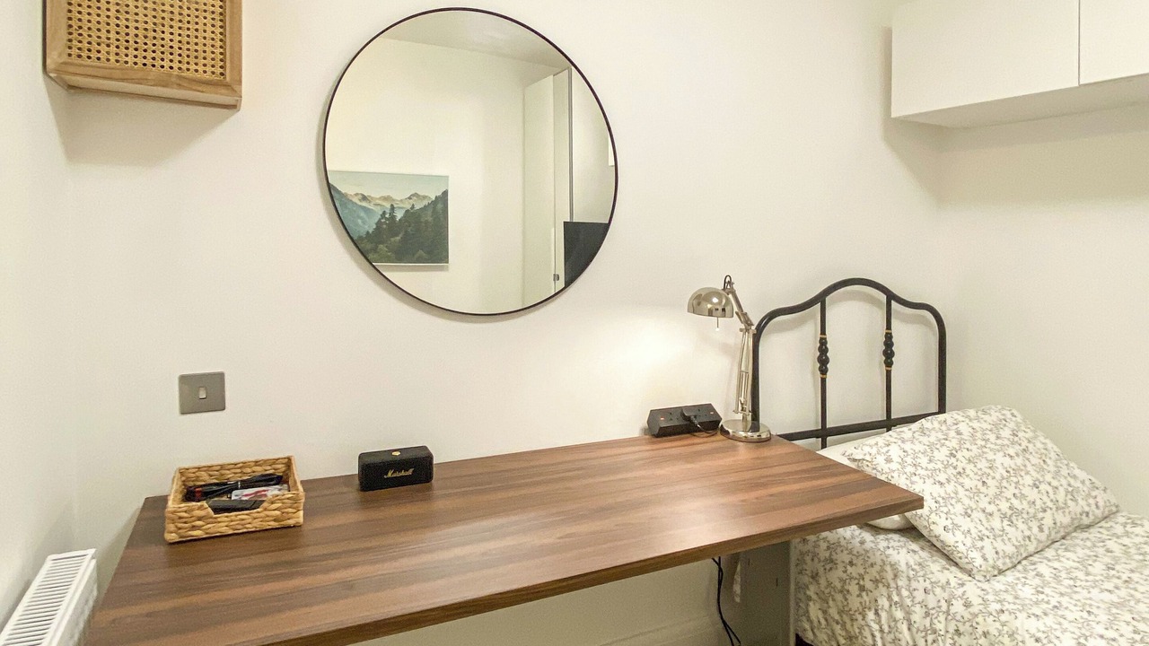 Photo of Bedroom in Dudden Hill