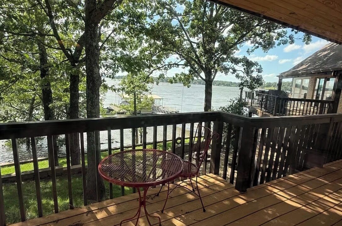 Photo of Outdoor in Grove