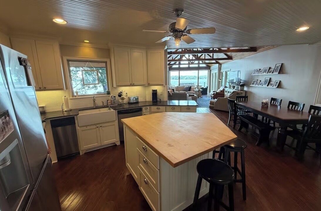 Photo of Kitchen in Grove