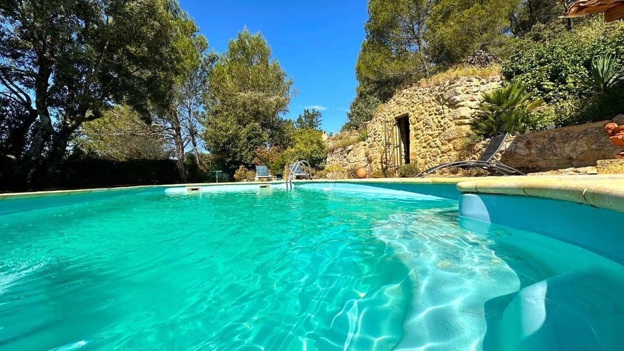 Photo of Outdoor in Jouques