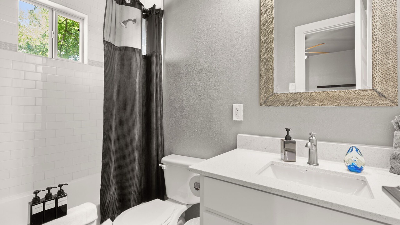 Photo of Bathroom in North University