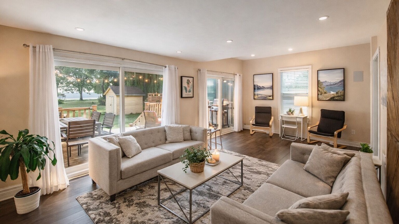 Photo of Livingroom in Hamilton