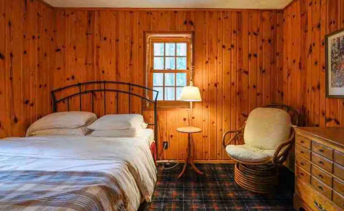 Photo of Bedroom in Remer