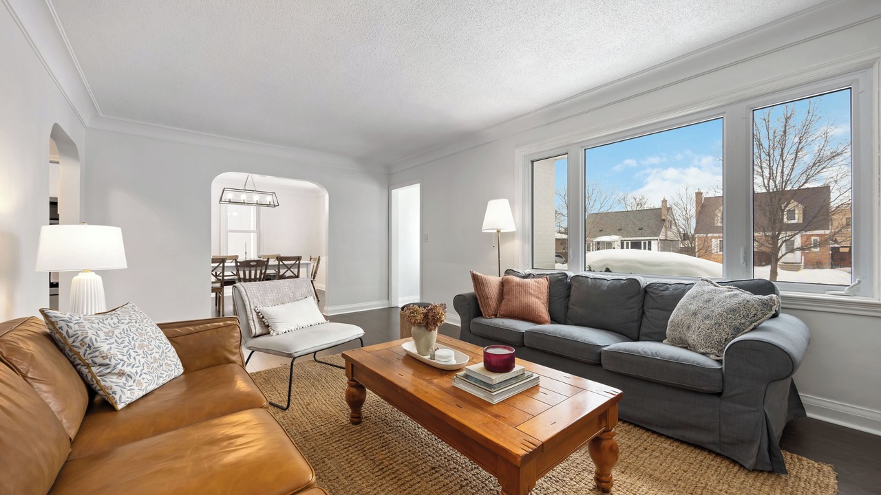 Photo of Livingroom in Sarnia