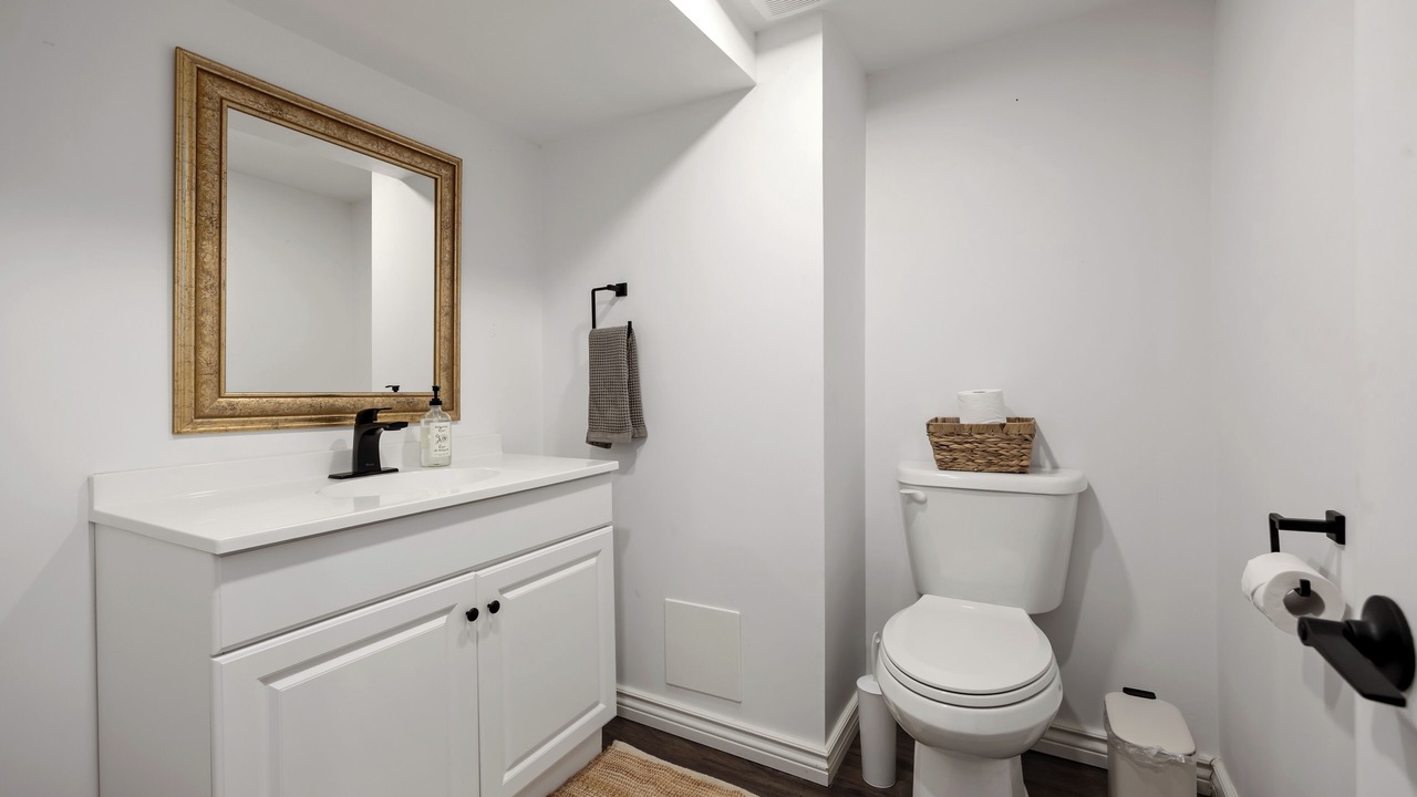 Photo of Bathroom in Sarnia