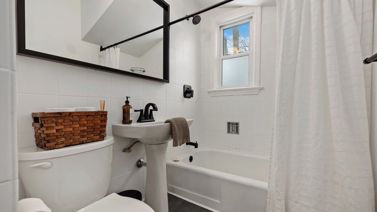 Photo of Bathroom in Sarnia