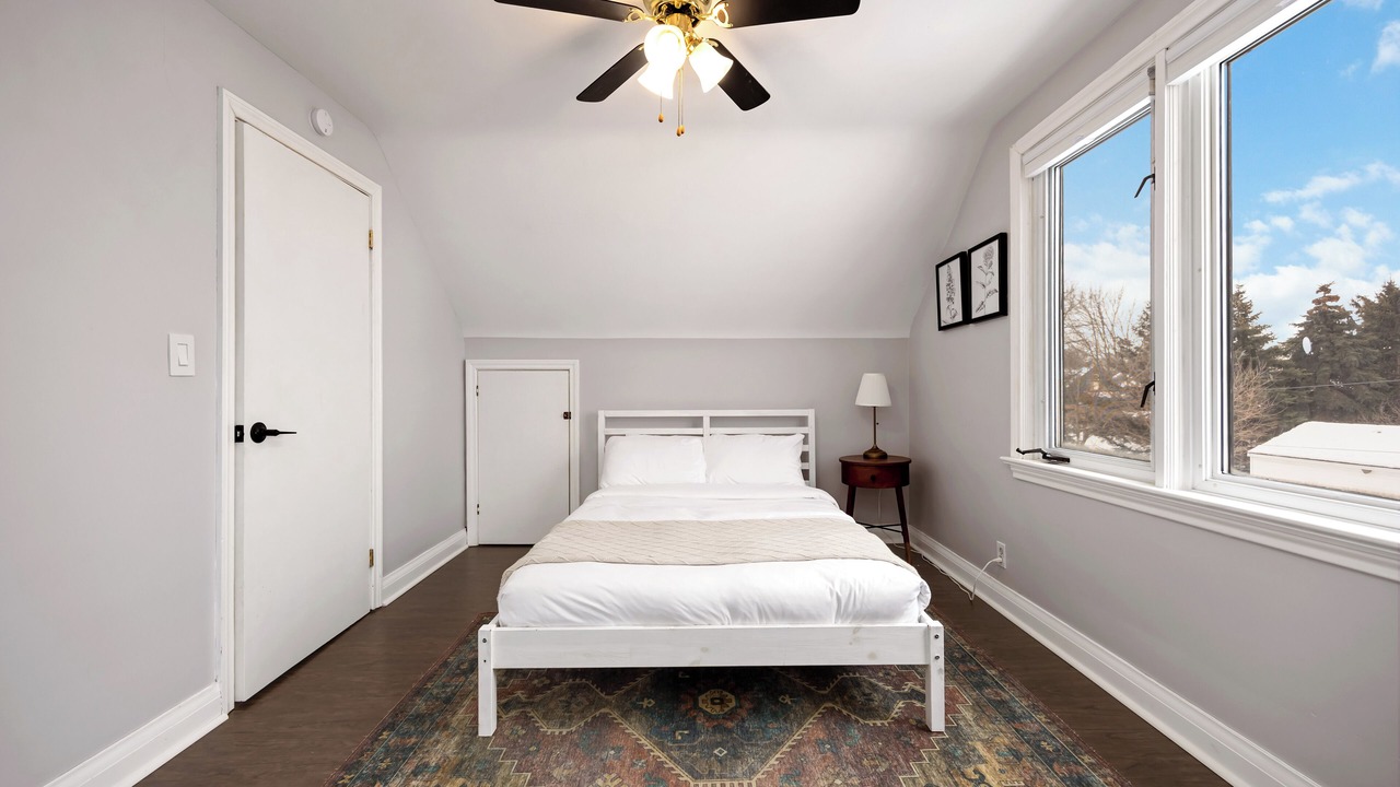 Photo of Bedroom in Sarnia
