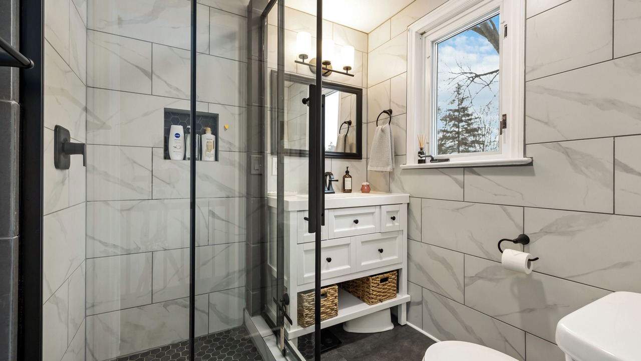 Photo of Bathroom in Sarnia