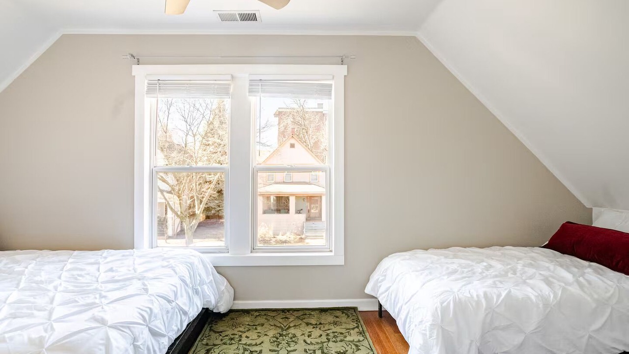 Photo of Bedroom in Forest Park