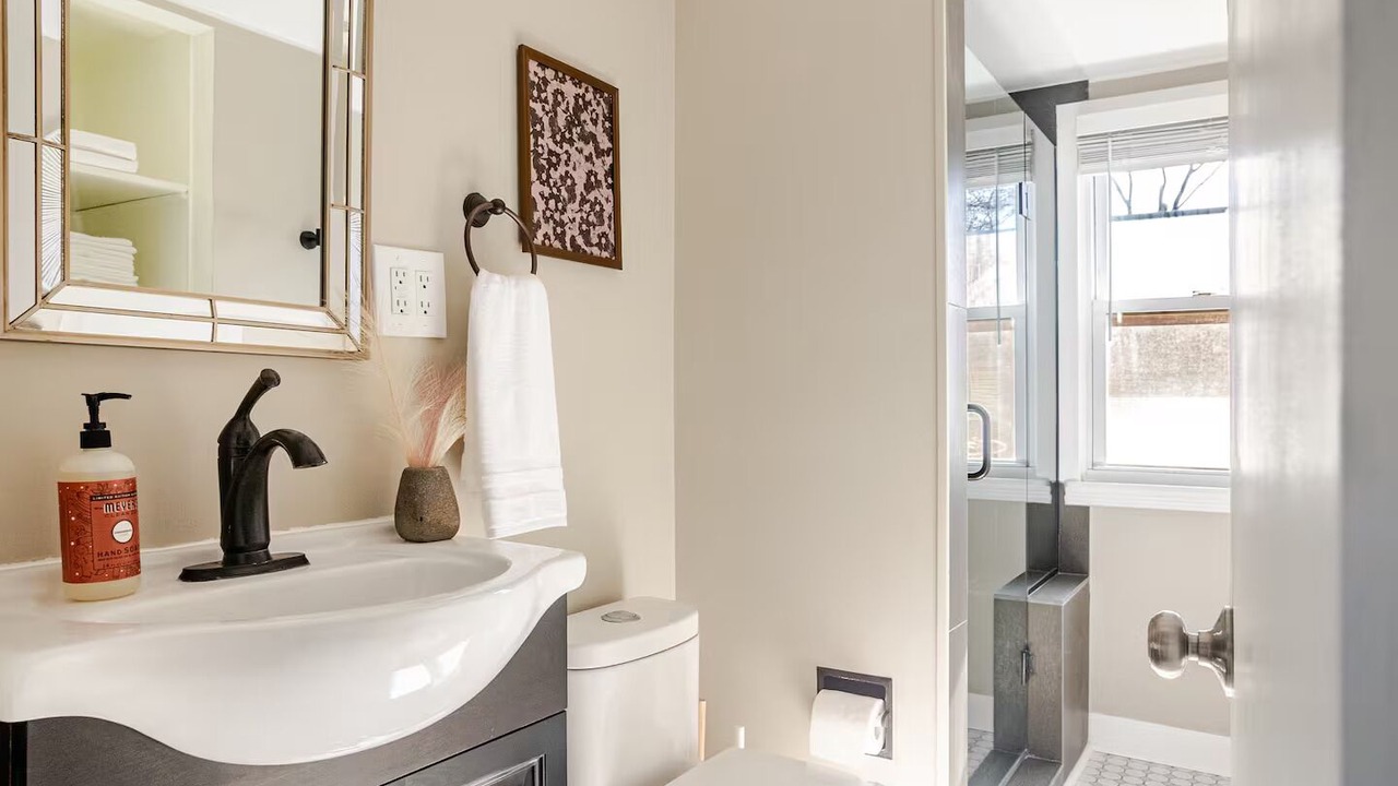 Photo of Bathroom in Forest Park