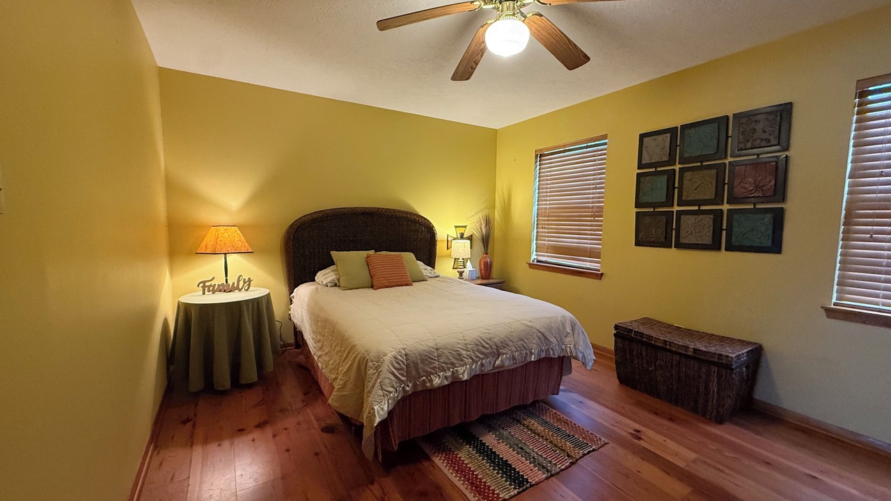 Photo of Bedroom in South Toledo Bend
