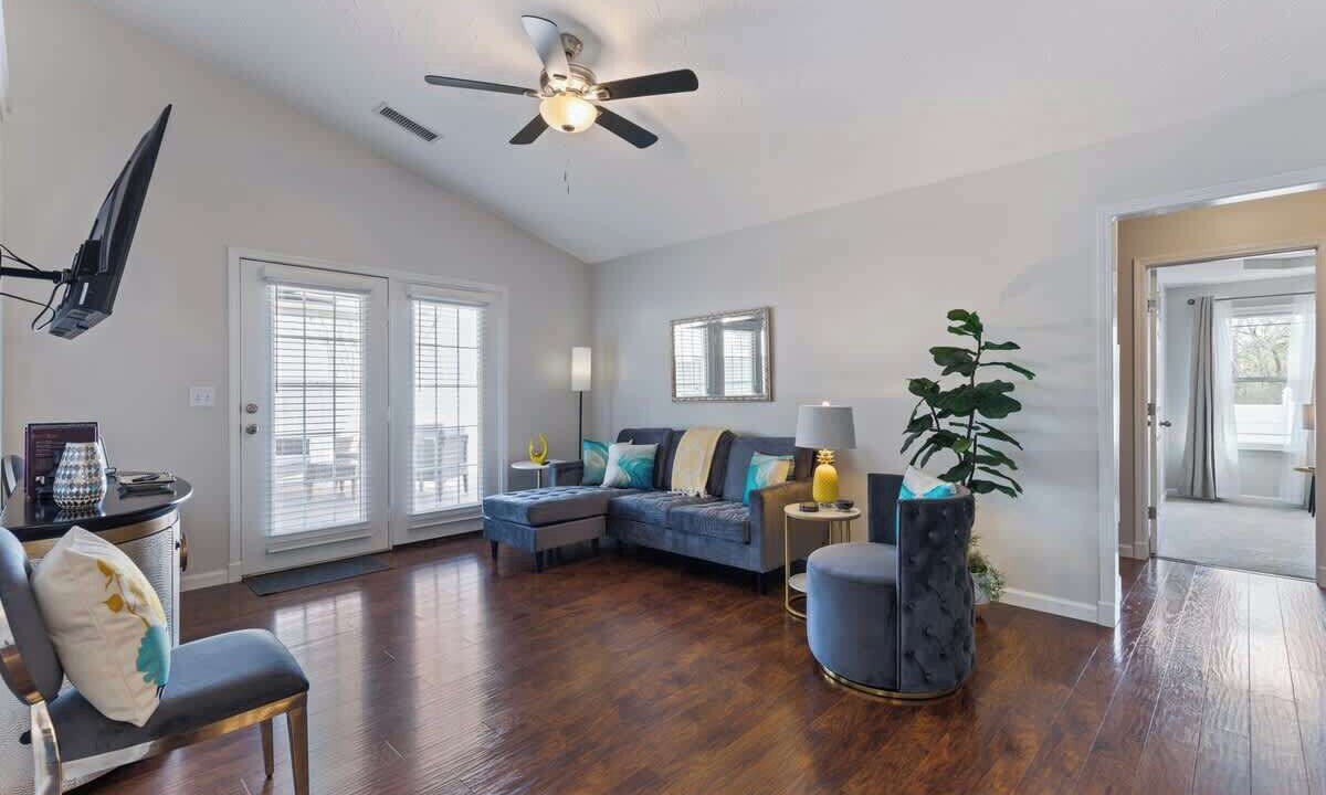 Photo of Livingroom in Murfreesboro