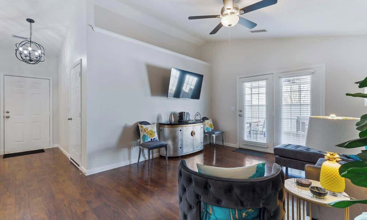 Photo of Livingroom in Murfreesboro