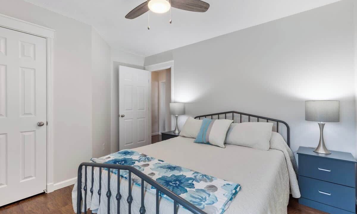 Photo of Bedroom in Murfreesboro