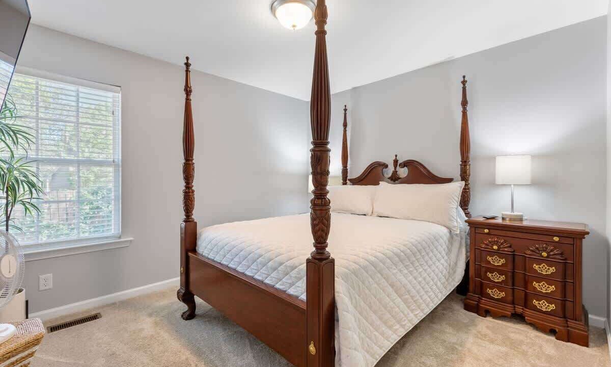 Photo of Bedroom in Murfreesboro