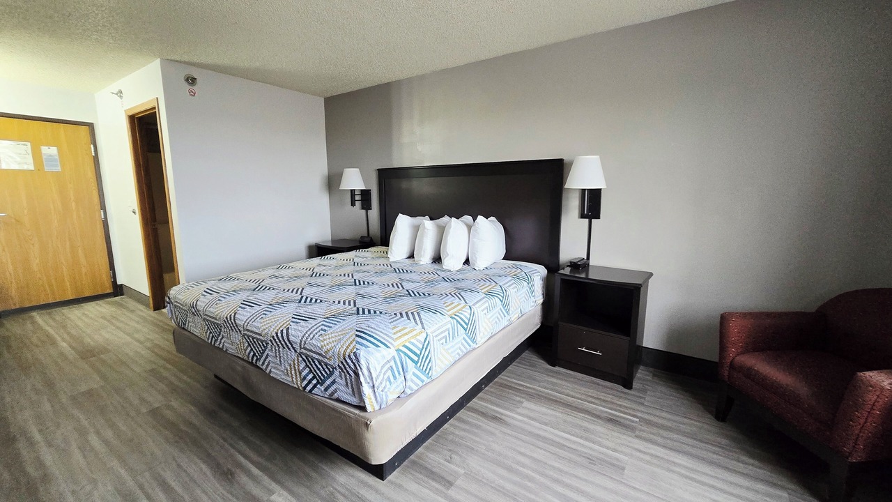 Photo of Bedroom in Stuart