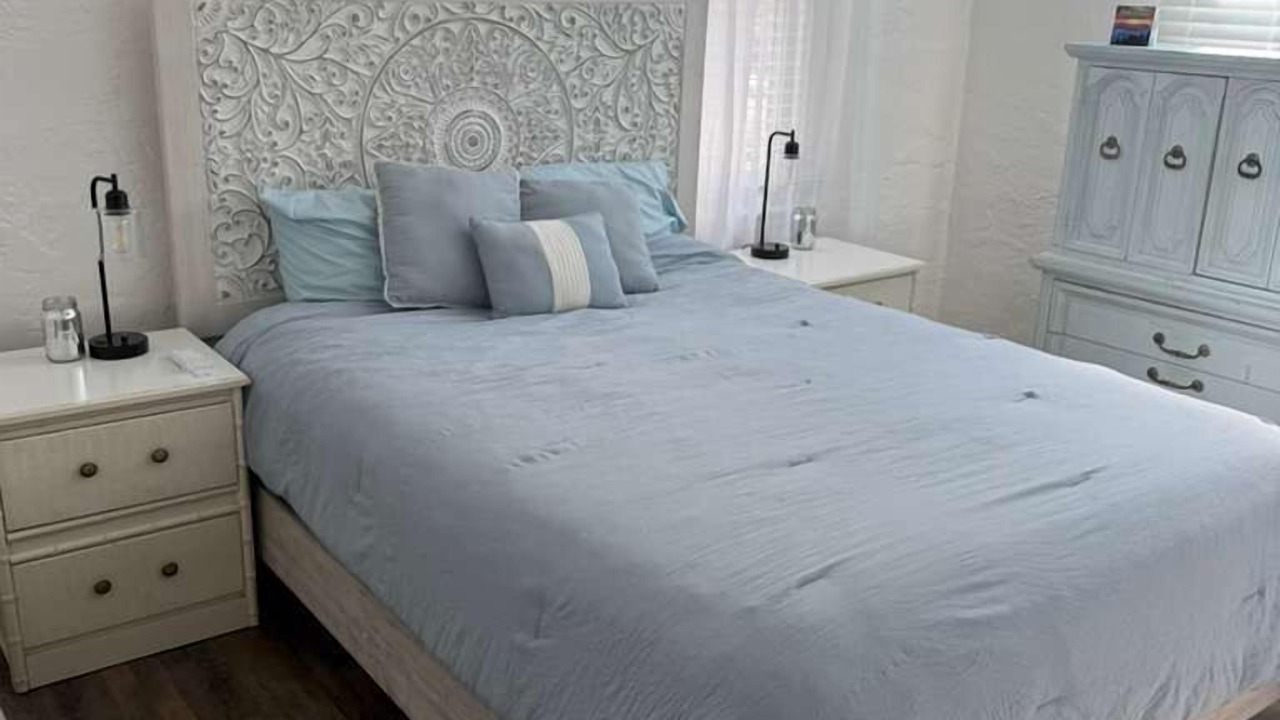 Photo of Bedroom in Brooksville