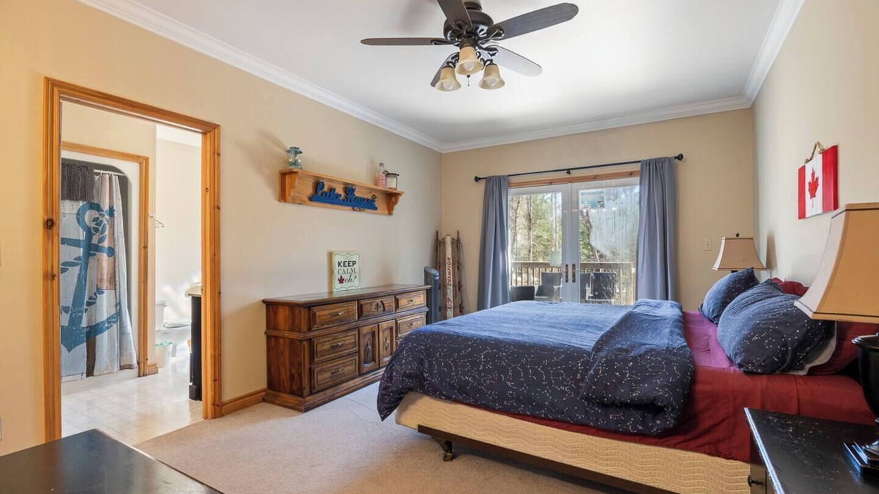 Photo of Bedroom in Bracebridge